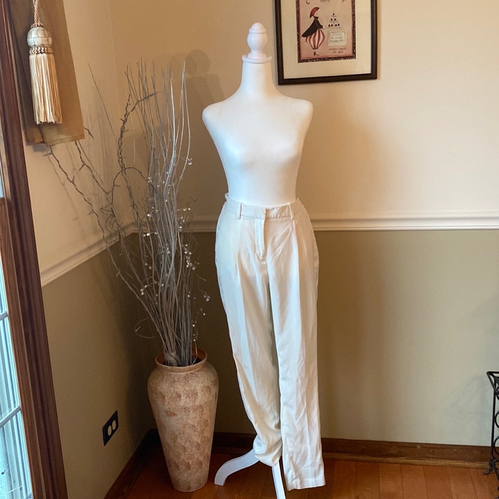 H&M Winter White Pleated Pants w/Satin Inlay